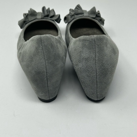 Mee Too Gray Suede Shelby Wedge Shoe Size 7 NEW - Picture 5 of 8